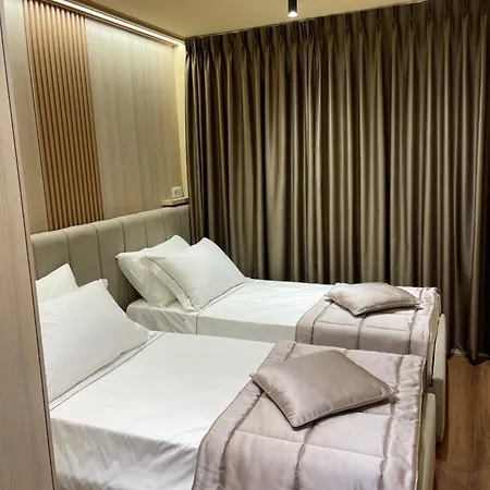 Cozy Apartamento Tirana