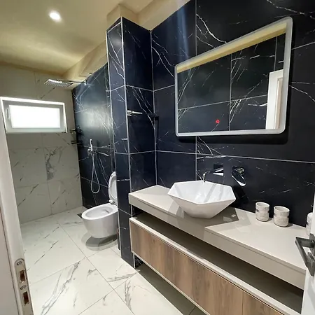 Cozy Apartamento Tirana